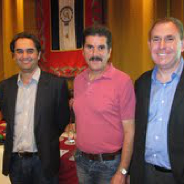 Los candidatos Pedro Fernández Arcila, a la Alcaldía de Santa Cruz; José Luis Fumero, a la Alcaldía de Vilaflor; y Fernando Sabaté, al Cabildo de Tenerife.