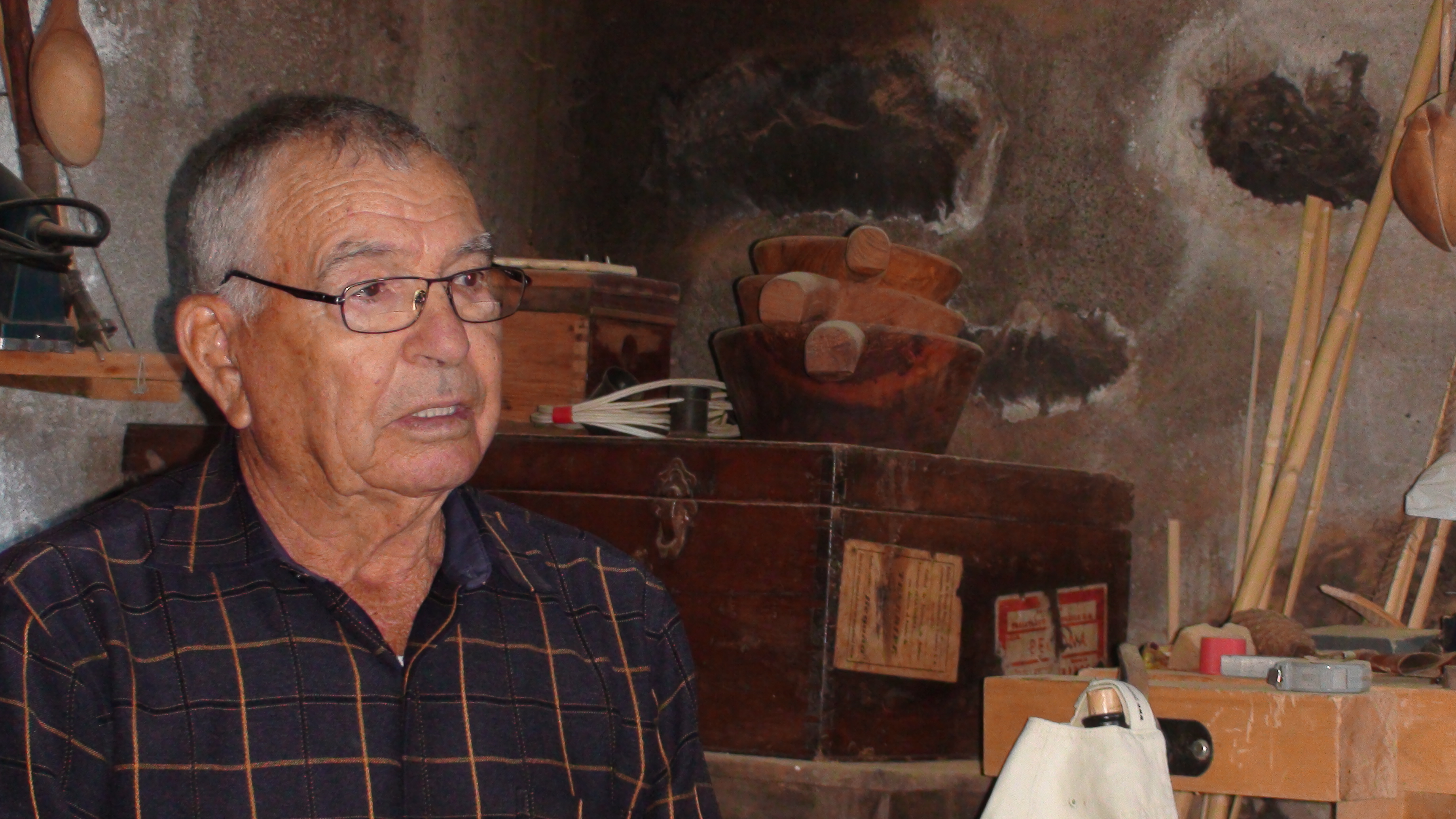 Eliseo_Barrera_LG