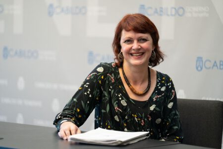 Ruth Acosta califica de «falta de miras» el rechazo del Cabildo de Tenerife a su propuesta  para crear una comercializadora pública energética