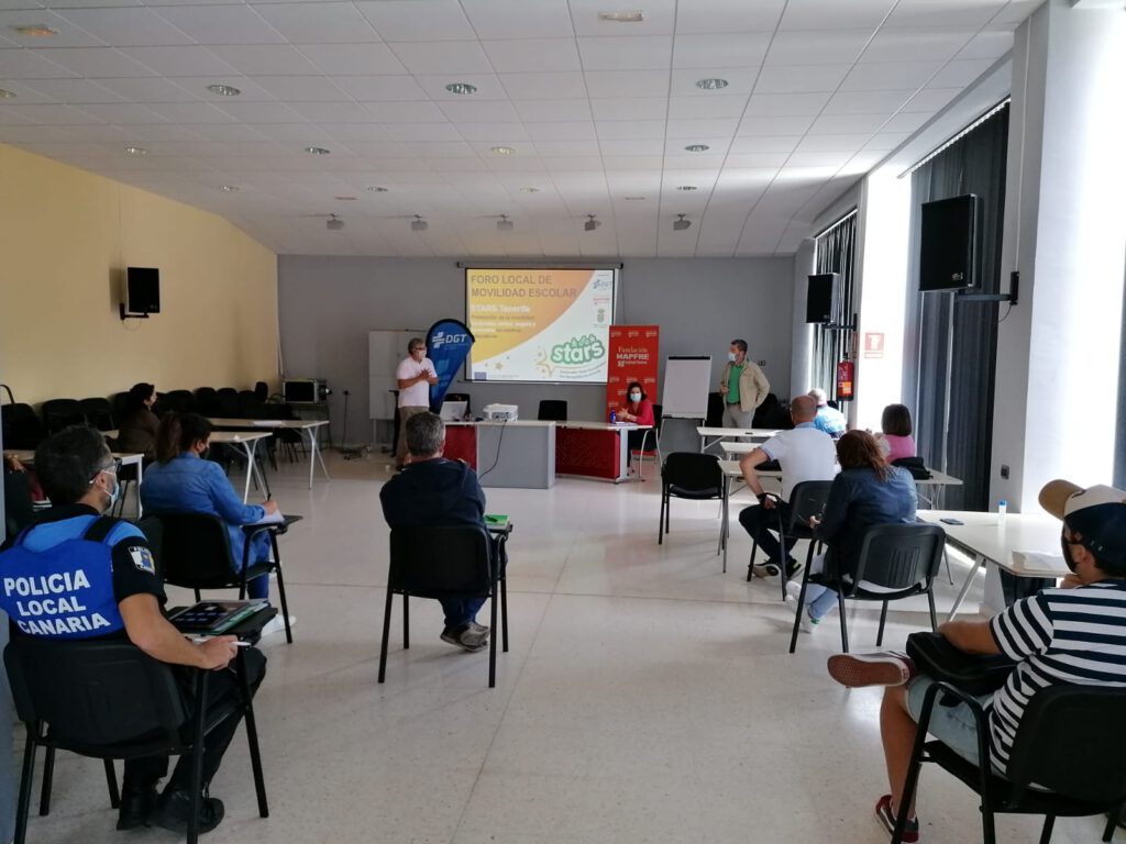Imagen de la primera sesión del foro de movilidad escolar de Tegueste.