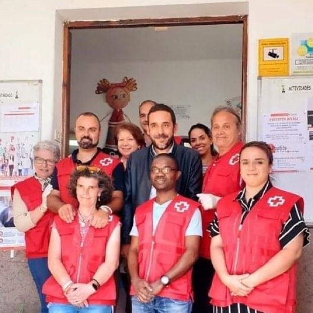 LL_comedor social Cruz Roja 01